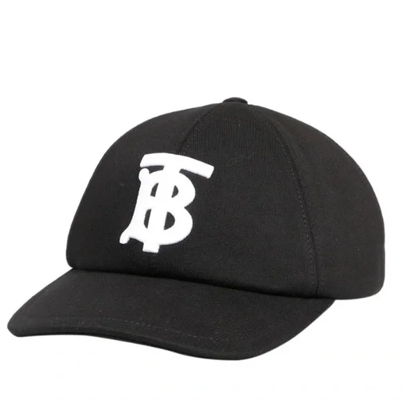 Black used Burberryhat In great condition